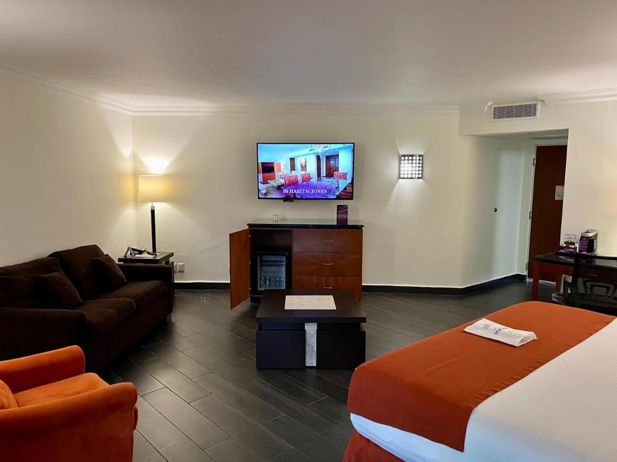 Hs Hotsson Hotel 坦皮科 外观 照片